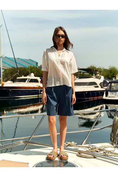 Coral Single Pocket Short Sleeve Shirt Ecru