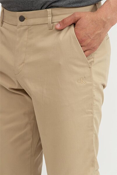 Calvin Klein Core Essentials Men's Chino Pants