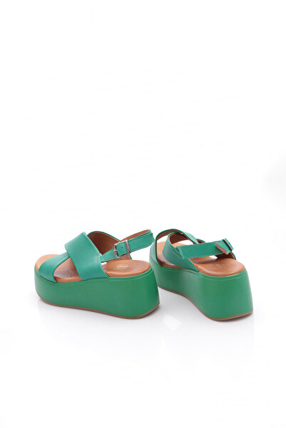 DGN 6003 Women's Cross-Strapped Thick Sole Sandals