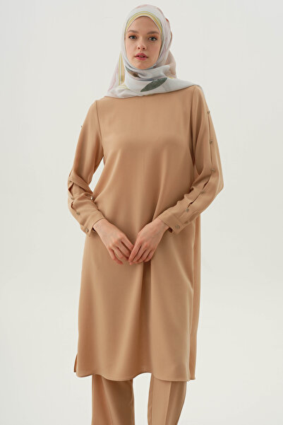 Tuğba Kollar Plikaşe Düğme Detaylı Tunik - Bej