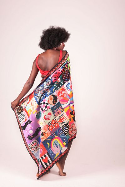 Sukkha Nitida Pareo - Trend Pattern, Inner Show Silk Satin Fabric - 150X100 cm