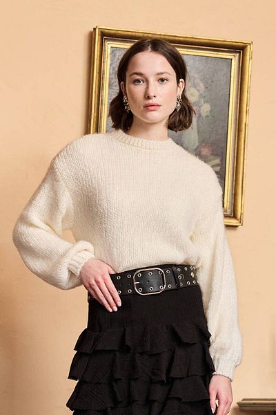 BE BLUE Ecru Balloon Sleeved Sweater