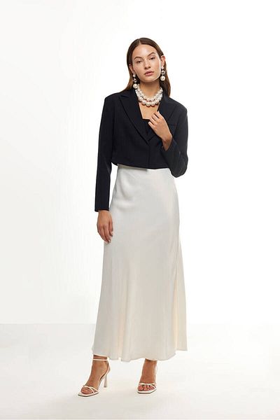 BE BLUE Black Crop Blazer - Κομψό και άνετο σχέδιο