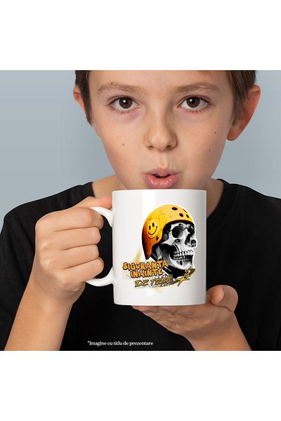 StoryGift Romania Cana Craniu uman cu casca de protectie sport adrenali, 330ml, Ceramic cu Maner A, Cu ,STG