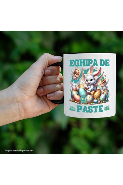 StoryGift Romania Cana cu Iepure Fericit Cu Aripi De Inger, Oua colorate De Paste, Bebelusi Ingeri, Cu Maner Negru