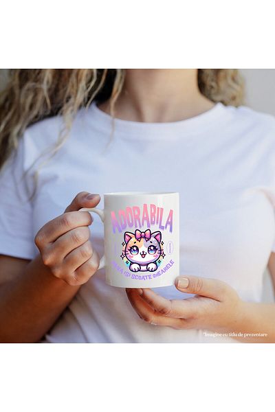 StoryGift Romania Cana cu Pisica Multicolor Cu Funda Si Ochii Stralucitori Text adorabila pana Isi, Cu Maner Alb
