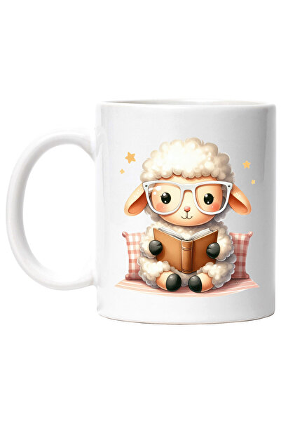 StoryGift Romania Cana cu o oita care tine o carte deschisa, pat, ochelari, c...