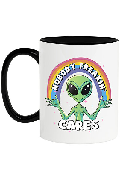 StoryGift Romania Cana cu un extraterestru verde cu mesajul "Nobody freakin' ...