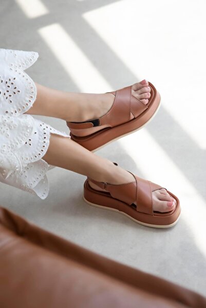 STRASWANS Mateo Women's Daily Leather Sandals Brown