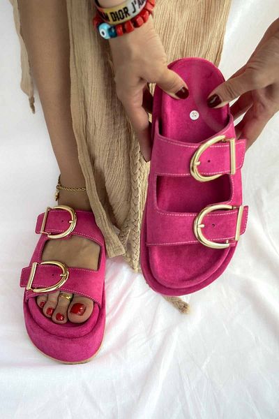 Shoebutik Giza Fuchsia Suede High Wedge Heel Women's Slippers