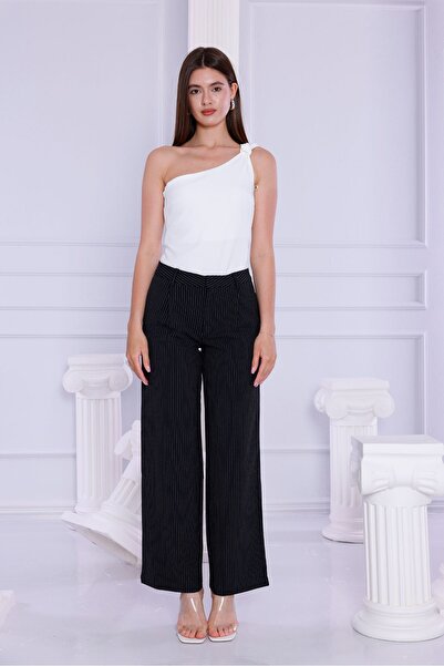 LA PANTE Straight Stitch Front Pleated Trousers
