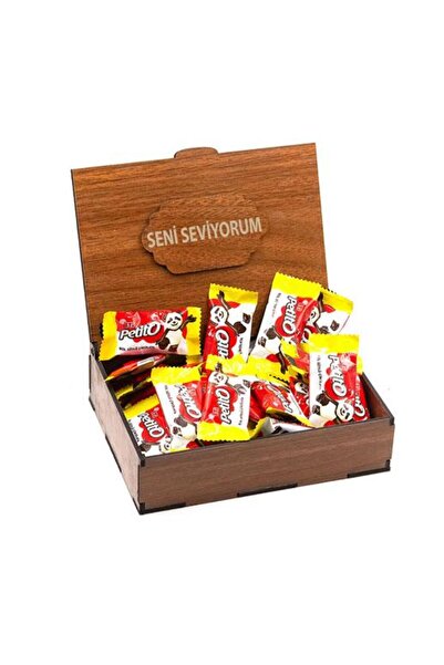 Nostaljik Lezzetler Sevgililer Gününde Sevdiklerinize Tatlı Bir Dokunuş Ahşap...