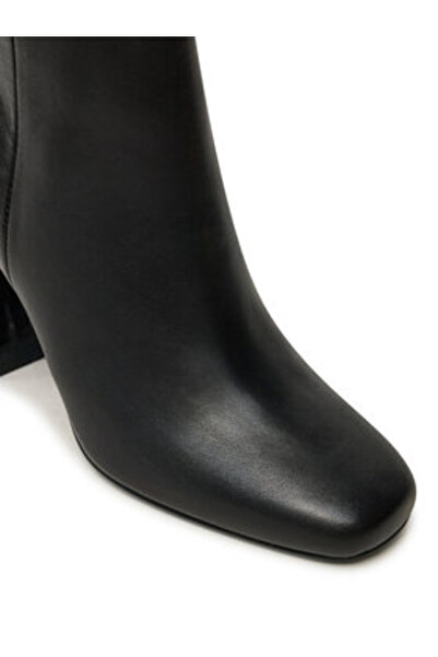 Karl Lagerfeld women's ankle boots KL33150 black