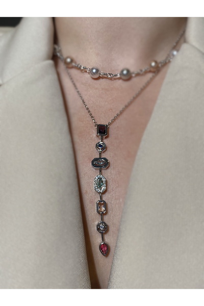 Glowelier قلادة شقرا فضية اللون