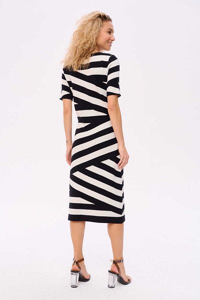 Blue Shadow Rochie tip pulover Amaris cu dungi Ecru / Negru
