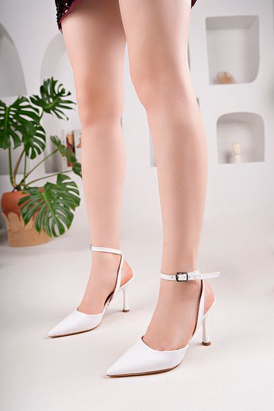 Saltopik White Patent Leather Pointed Buckle Heeled Shoes