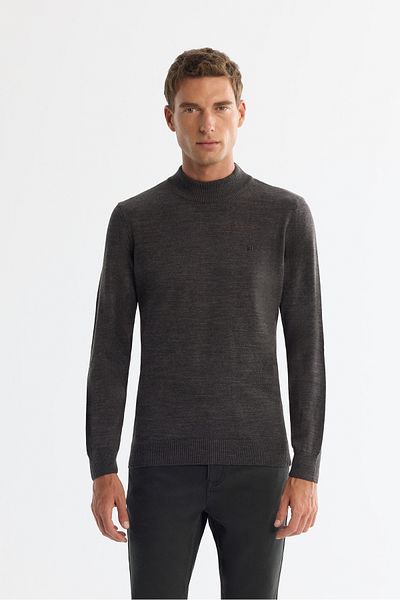 Avva Anthrazitfarbener, fusselfreier Strickpullover mit halbem Rollkragen für Herren E 005001