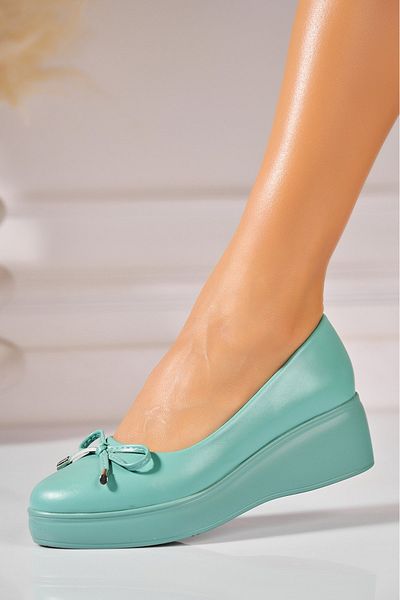Joana Women's casual shoes in green eco-leather Mikasa