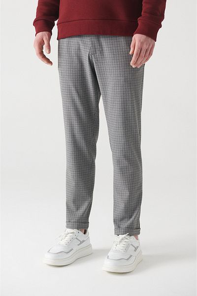 Avva Men's Light Gray Elastic Waist Plaid Jogger Pants E 003015