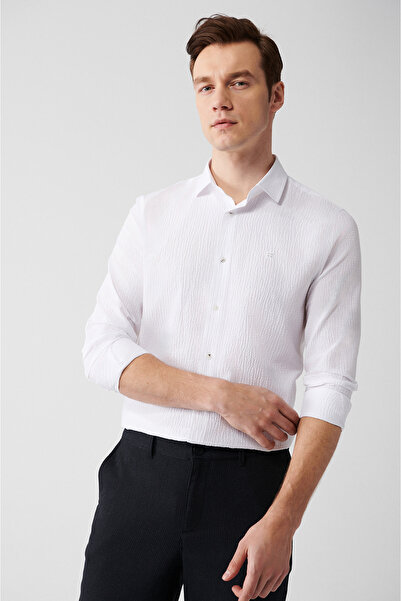 Avva Men's White Classic Collar Wafered Cotton Shirt E 002068