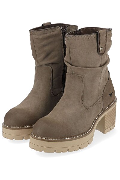 Mustang Vyhlazování