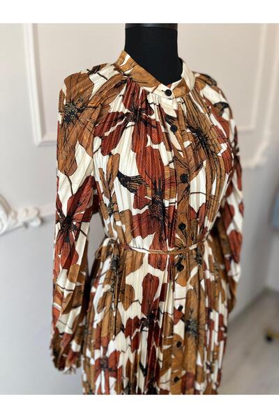 aura studio İthal Saten Görünümlü Piliseli Çiçekli Elbise