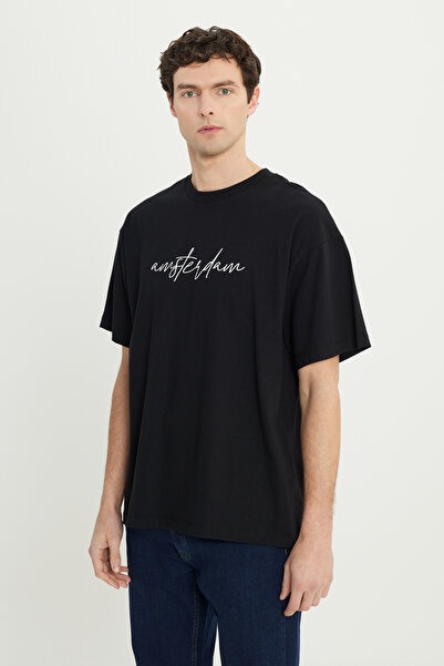 AC&Co / Altınyıldız Classics Erkek Siyah-Beyaz Oversize %100 Pamuk Geniş Kesim Baskılı Bisiklet Yaka Tişört