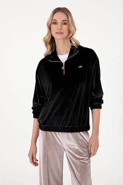 U.S. Polo Assn. Women's Black Sweatshirt 50292400-Vr046