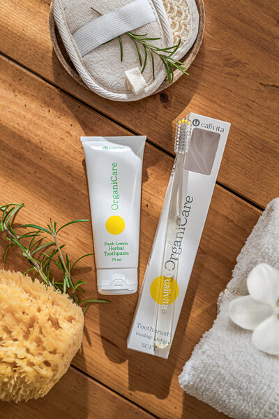 Calivita Pastă de dinți OrganiCare, pastă de dinți pe bază de plante, aromă de lămâie, fără fluor (75 ml) -