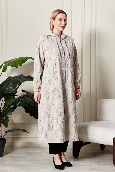 Ferace Women's Plus Size Hooded Jacquard Cap