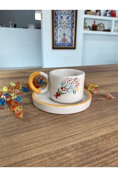 Çiçek buketi kahve fincanı seramik
