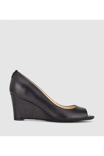 Nine West Cape 9x9 Dress Wedges