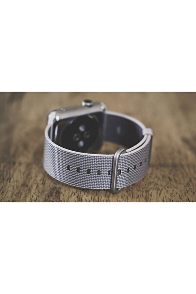 REDz Accessories Curea sport compatibilă cu Apple Watch, nailon țesut, textil, albă - 38/40/41 mm