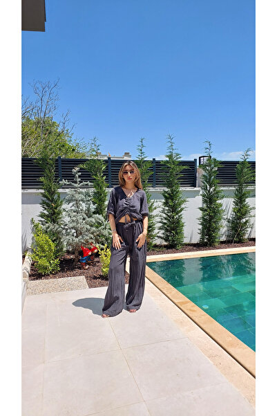 LaraLisa Collection Gathered Front Blouse Hiking Pants Muslin Women's Suit