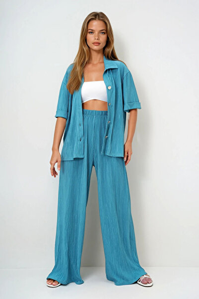 VAGGON Women's Mint Green Double Cuff Gold Button Detailed Pleated Shirt and Palazzo Pants Set