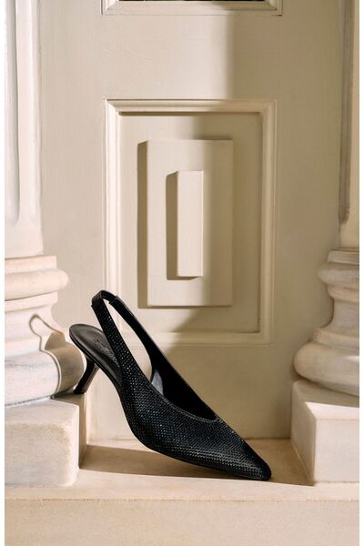 Dıvarese Siyah Stiletto