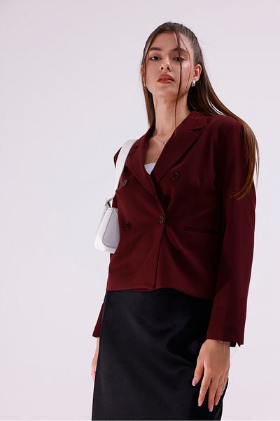 LA PANTE Burgundy Buttoned Short Jacket