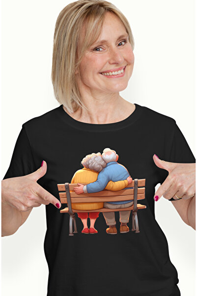 StoryGift Romania Tricou Femei cu o bunicuta si un bunic, ilustratie, stau pe banca, impreuna, bat BLK_M