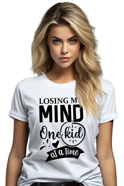 StoryGift Romania Tricou Femei pentru cele care isi ies din minti - isi dores...