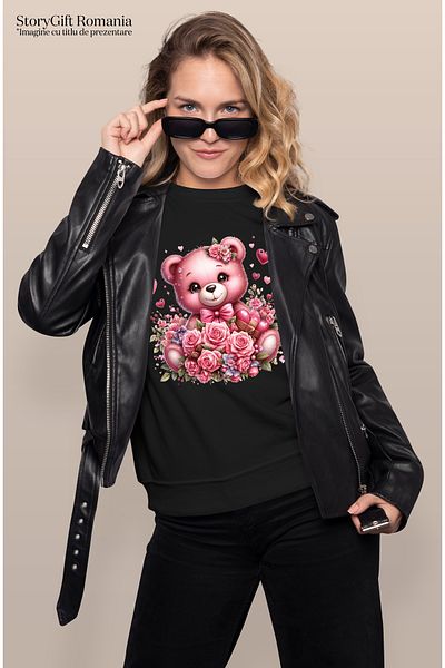 StoryGift Romania Tricou Femei cu o ursoaica vesela, ilustratie, roz, trandafiri, inimi, ciocolata BLK_XL