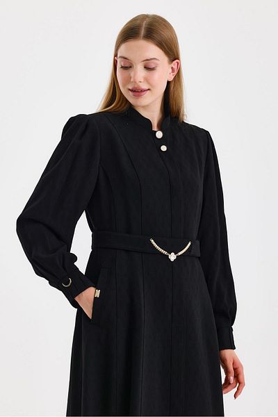 Zühre Judge Collar Accessory Detailed Black Overcoat 13583