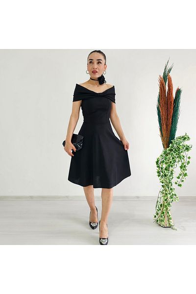 6 butik altı üstü butik Rochie crep cu detaliu pe umeri