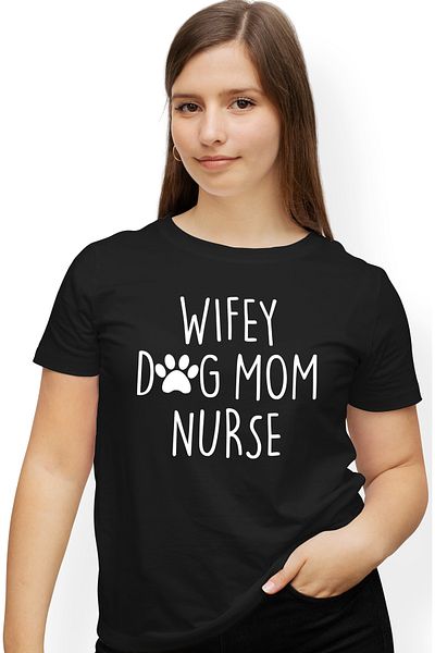 StoryGift Romania Tricou Femei cu textul in engleza "Wifey, dog mom, nurse" - sotie asistenta mama BLK_XL