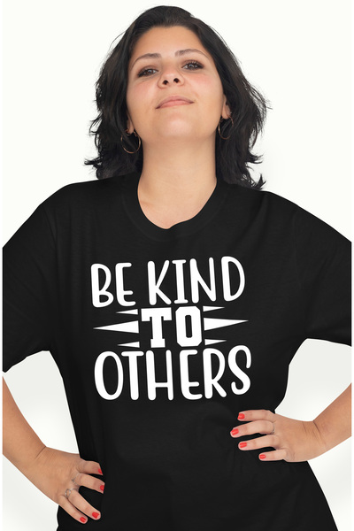 StoryGift Romania Tricou Femei cu mesajul in engleza "Be kind to others" - fi...
