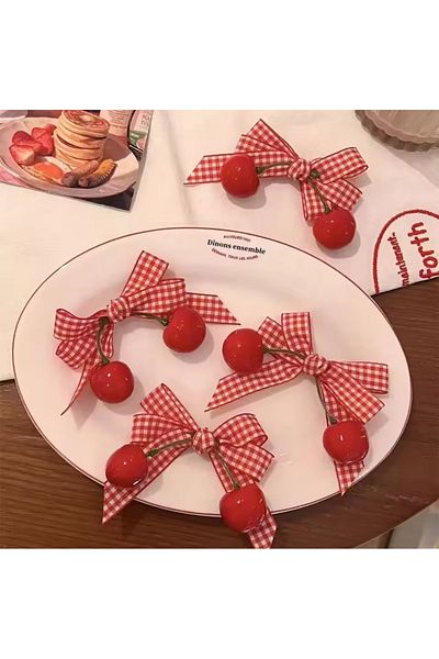 GÜLPEŞE 2-Piece Children's Buckle Cherry Pinch Hair Clip Special Design Kt-393