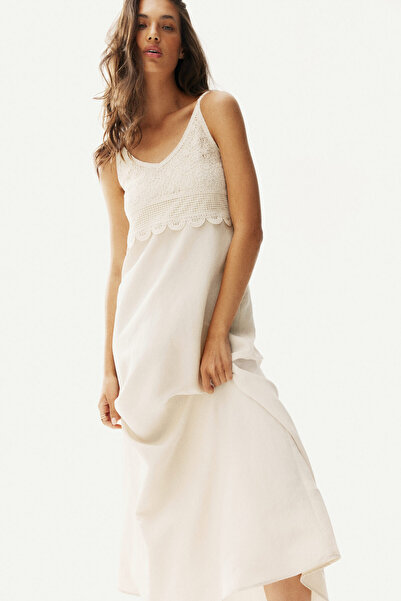 H&M Tığ İşi Görünümlü Detaylı Elbise