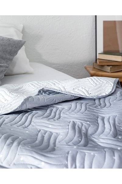 Madame Coco Brie Bedruckte Tagesdecke, Kingsize, Grau