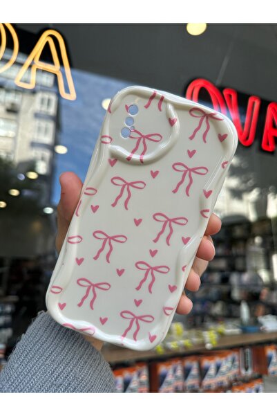 OVADA iPhone X/XS Uyumlu Kamera Korumalı Dalgalı Kenarlı Kalp ve Kurdele Baskılı Silikon Kılıf