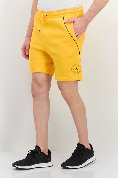 Nike Men Standard Fit Brand Logo Outdoor Shorts, Black