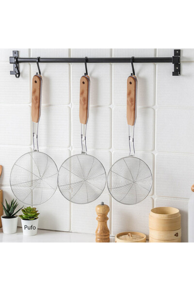 PUFO perforated metal kitchen spatula, with wooden handle, 39 x 14 cm